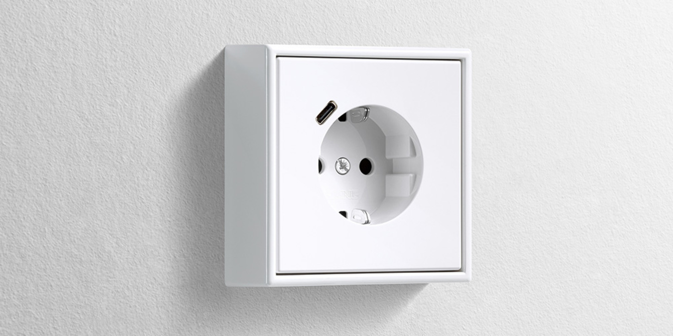 Erweiterter Anschlussraum für die Nachrüstung bei Elektrotechnik Forster in Titting